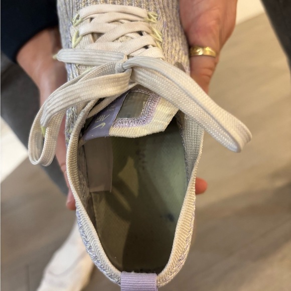 Nike Air VaporMax Flyknit 3 Pure Platinum Sneakers - Picture 8 of 9